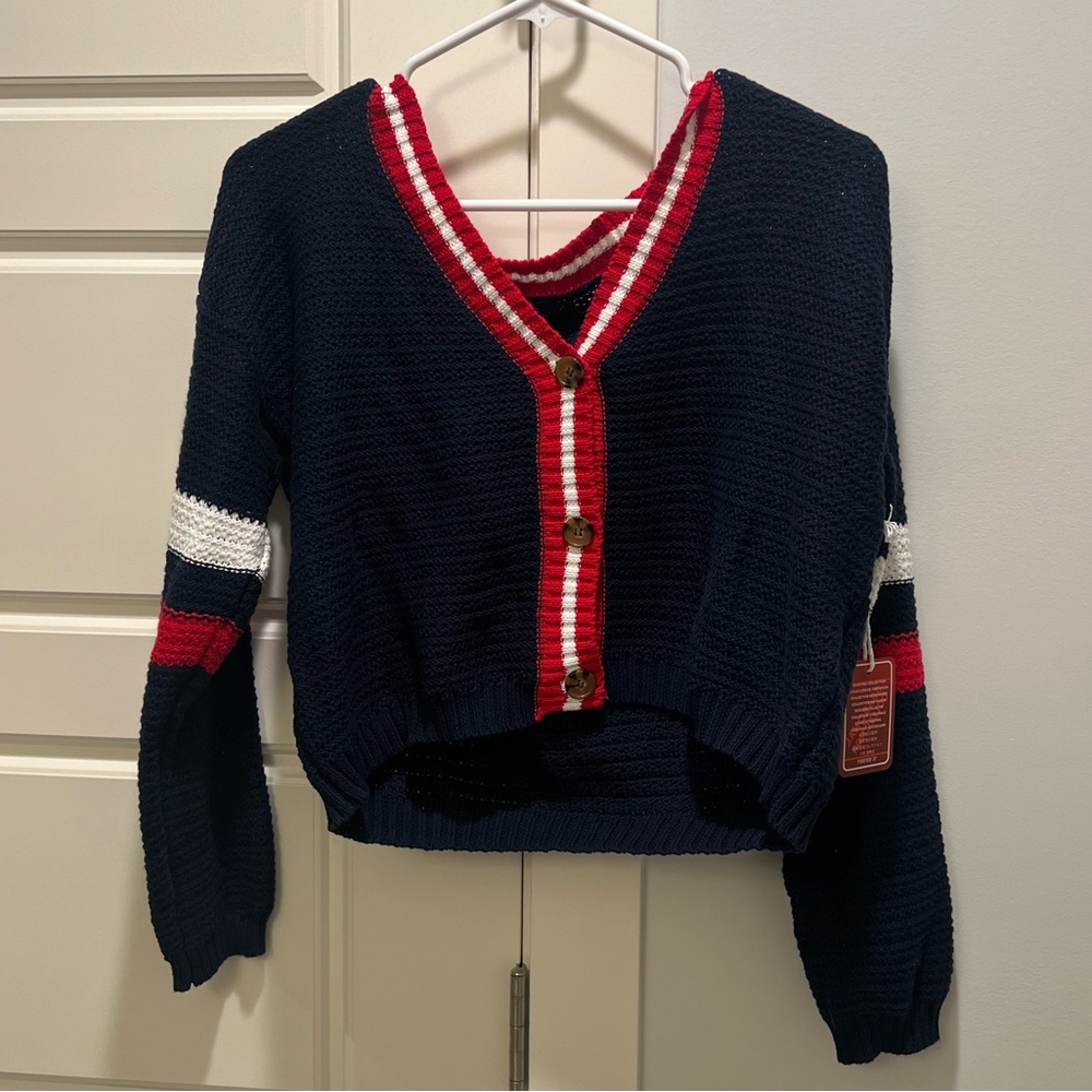 *NWT* Cropped Cardigan